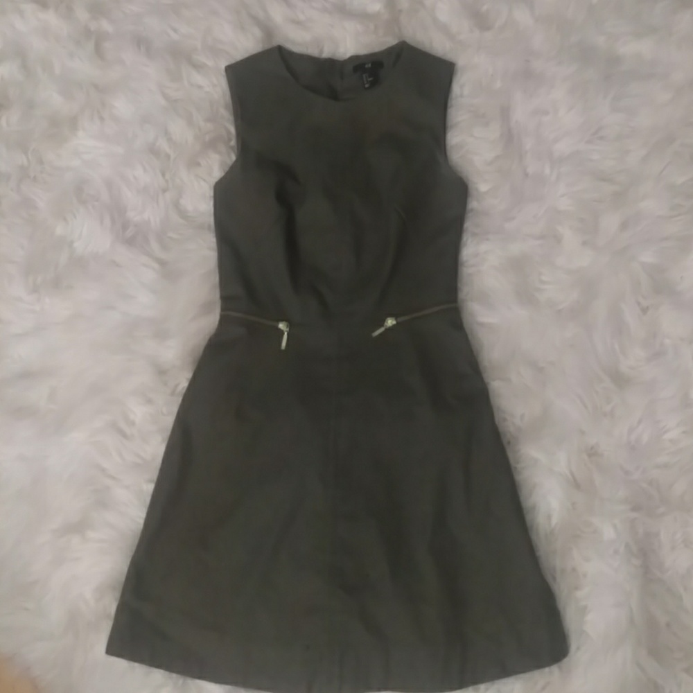 H&M Olive Zipper Pocket Dress